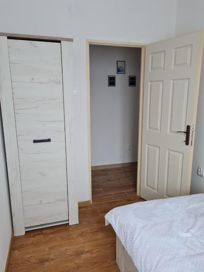 Dddd Apartament Cavnic Εξωτερικό φωτογραφία